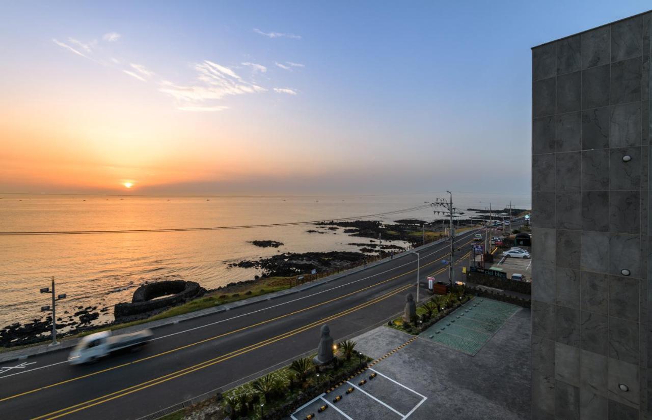 Hotel Mer Bleue Чеджу Екстериор снимка