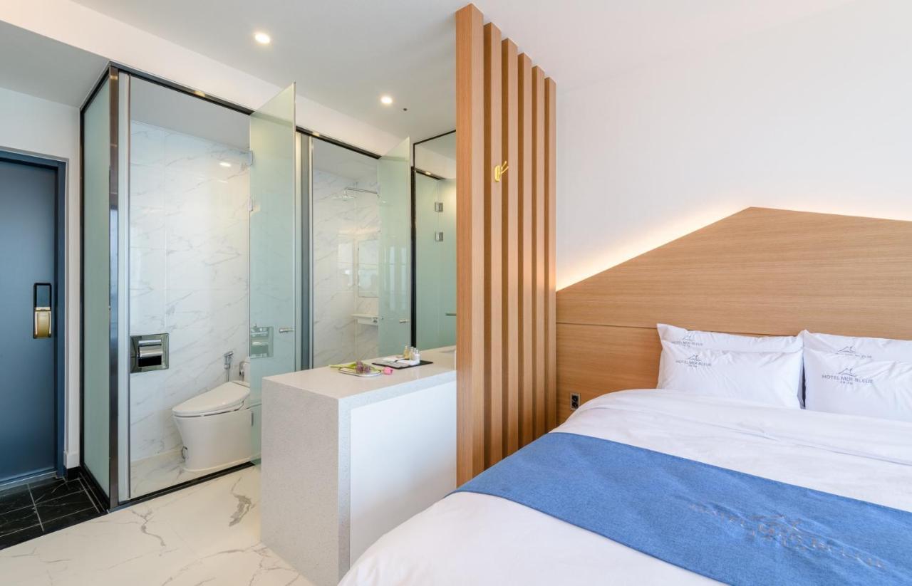 Hotel Mer Bleue Чеджу Екстериор снимка