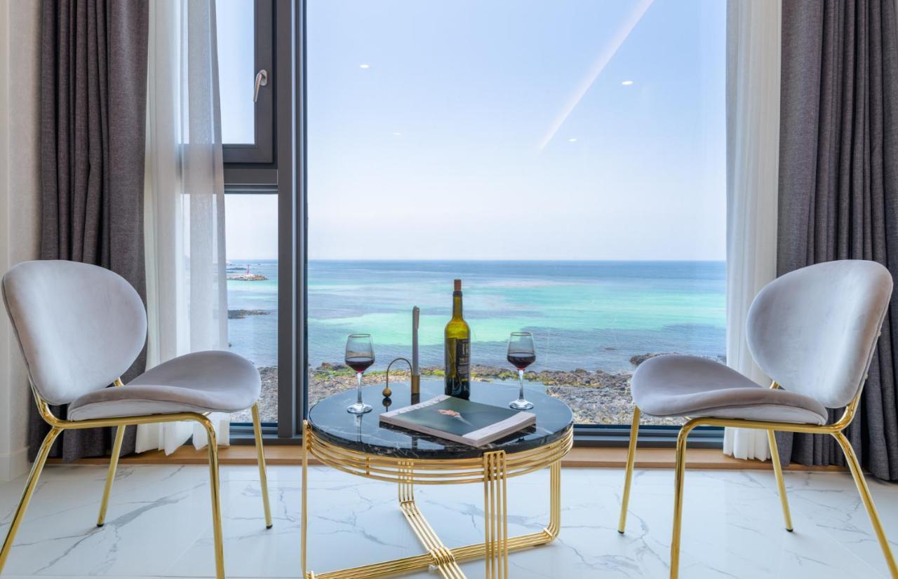 Hotel Mer Bleue Чеджу Екстериор снимка